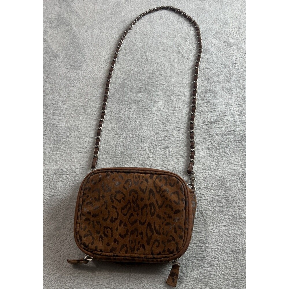 Gun Tote's Mamas Concealed Carry Crossbody Bag Leopard Print Silver Chain. NICE!